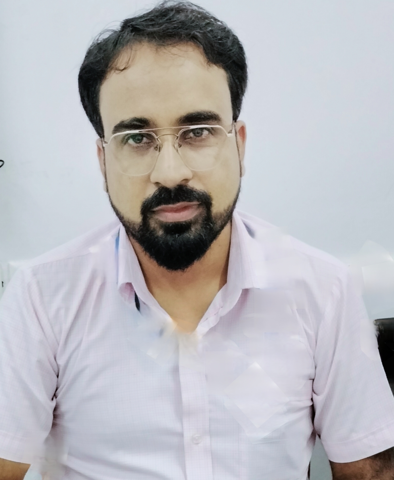Dr Rambeer Ghuleliya